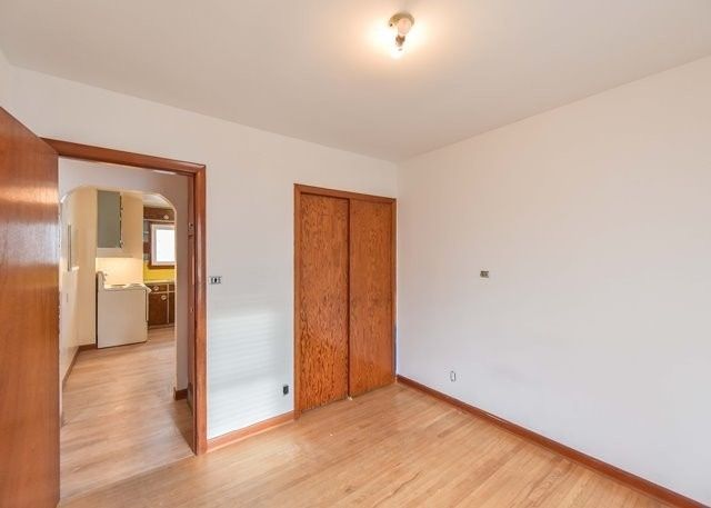 17 Champlain St, Orillia, L3V 2G6 | Image 2