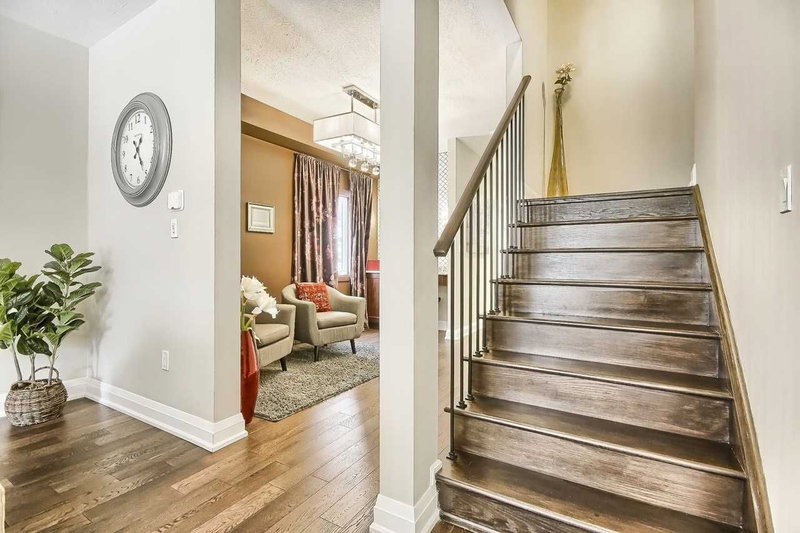 On - 13 Mabern St, Barrie, L9J0B1 | Image 2