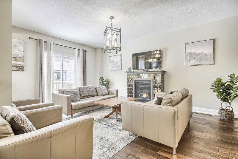 On - 13 Mabern St, Barrie, L9J0B1 | Image 3