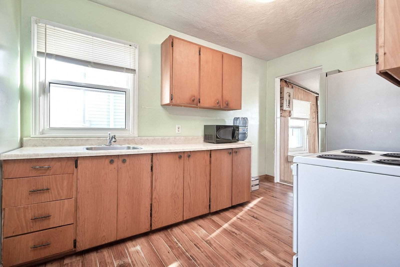 11 Victory Dr, Collingwood, L9Y 2G6 | Image 3