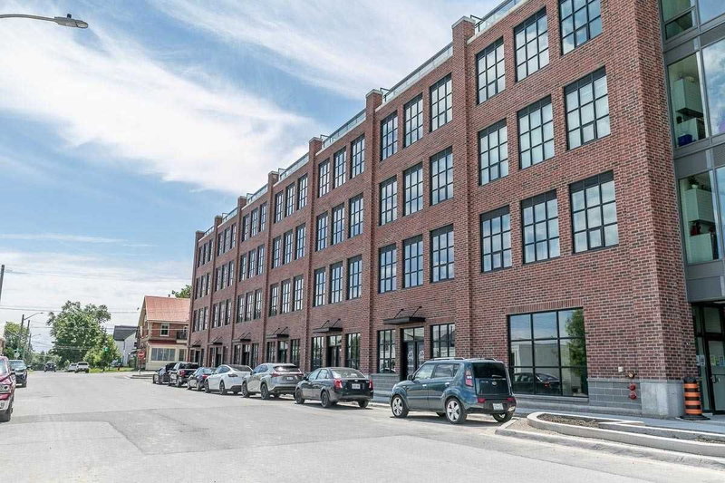 102 - 21 Matchedash St S, Orillia, L3V 4W4 | Image 3