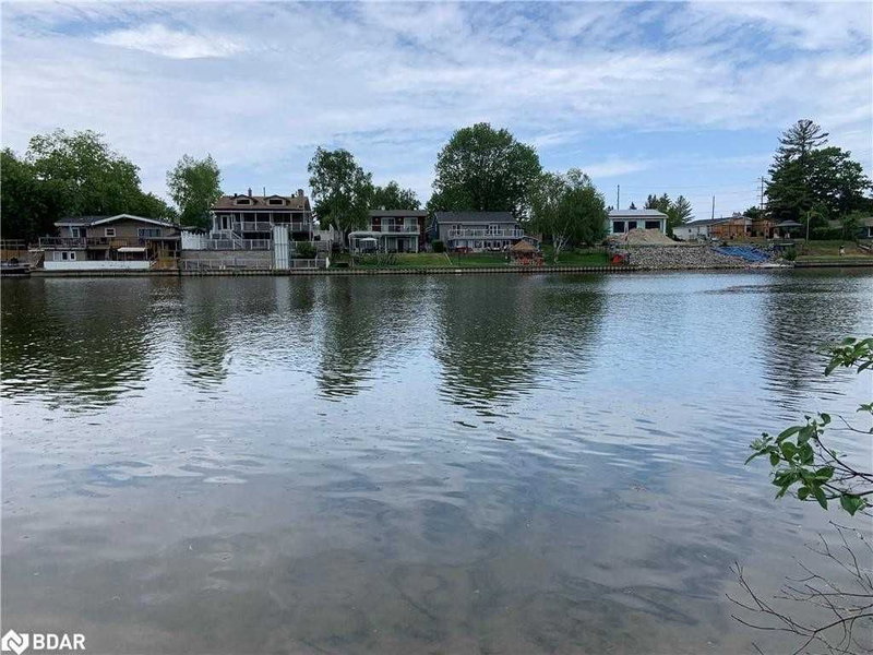 8 Poplar St, Wasaga Beach, L9Z2X5 | Image 3