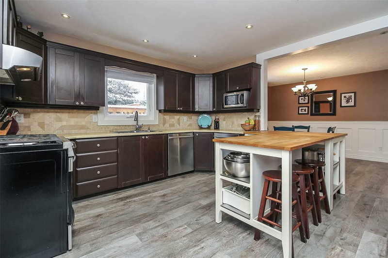 119 Timcourt Dr, Tiny, L9M0B9 | Image 3