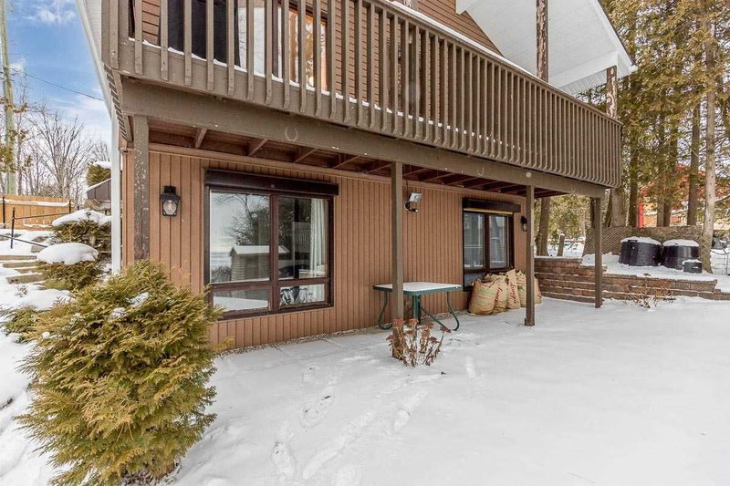 2371 Lakeshore Rd E, Oro-Medonte, L0L1T0 | Image 2