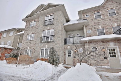 Townhouse sold at 4-53 Ferndale Drive, Barrie, Ontario, L4N9V5 - Ardagh - MLS: S5480454