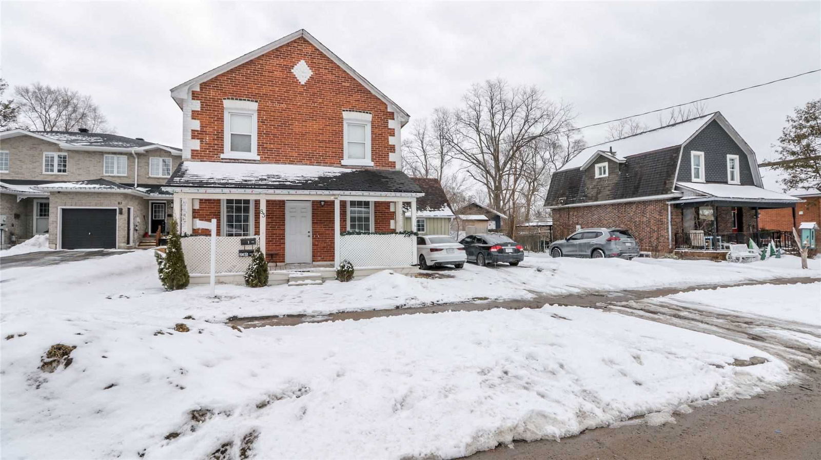 Semi-Detached House sold at 85 Sanford Street, Barrie, Sanford, L4N3C6 - MLS: S5531857
