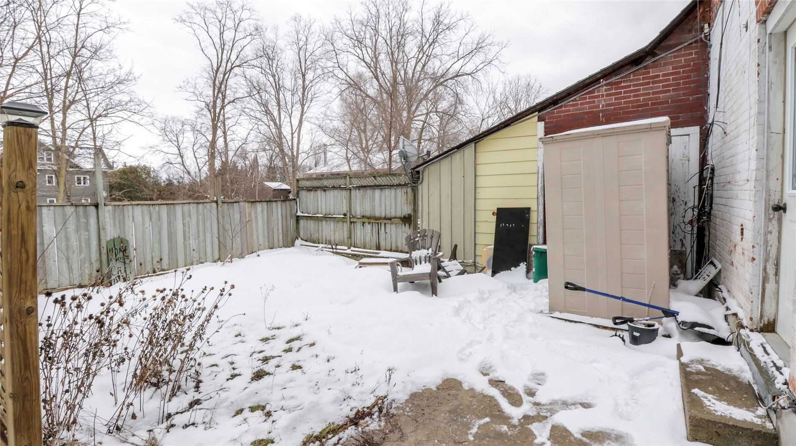 Semi-Detached House sold at 85 Sanford Street, Barrie, Sanford, L4N3C6 - MLS: S5531857