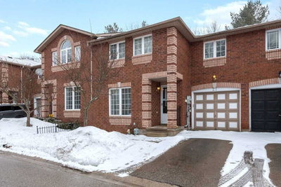 Townhouse sold at 21-38 Kenwell Crescent, Barrie, Ontario, L4N0A3 - Holly - MLS: S5539425