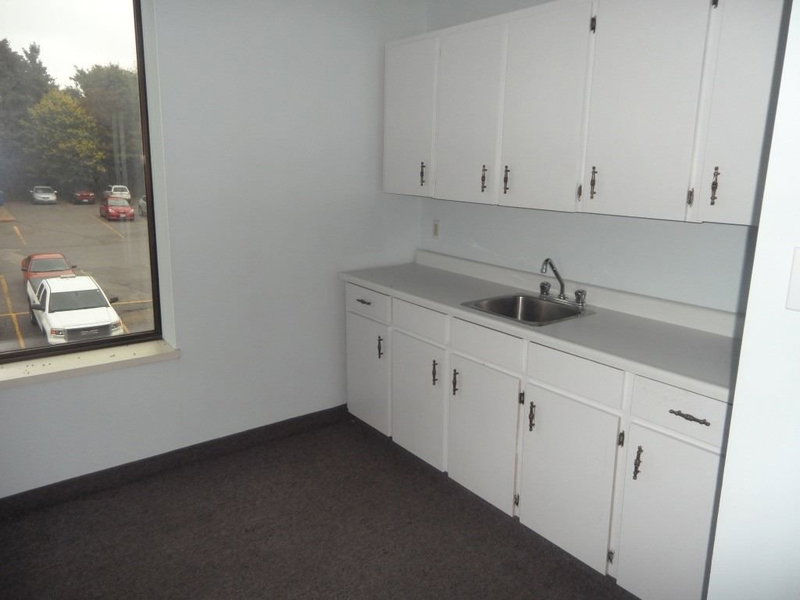 201 - 331 Bayfield St, Barrie, L4M3C2 | Image 3