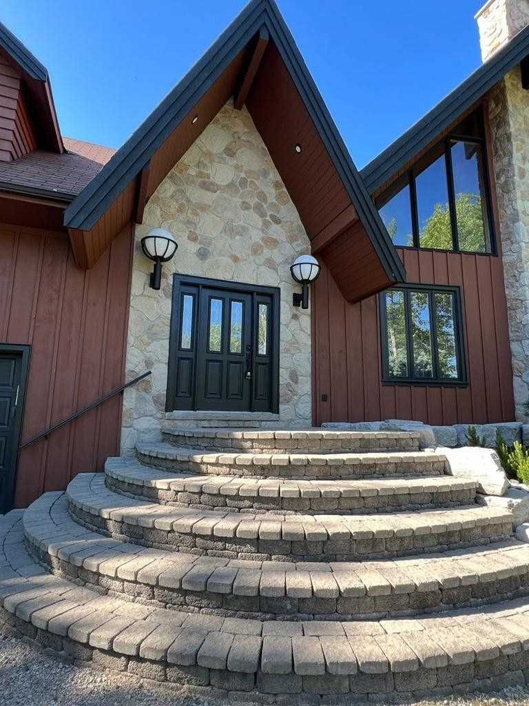 53 Broadview St, Collingwood, L9Y0X2 | Image 3