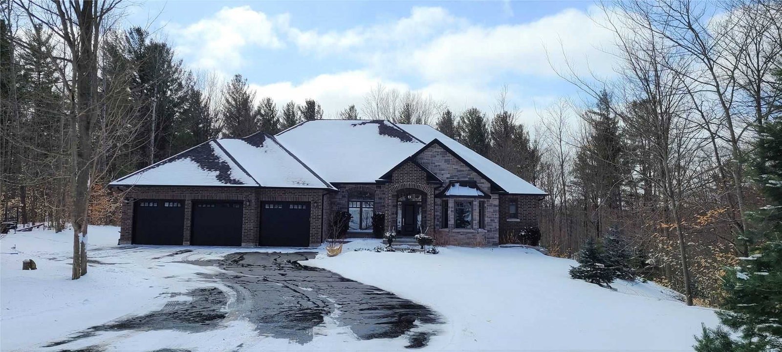 Detached House sold at 41 Loftus Road, Springwater, Ontario, L0L 2K0 - Phelpston - MLS: S5557134