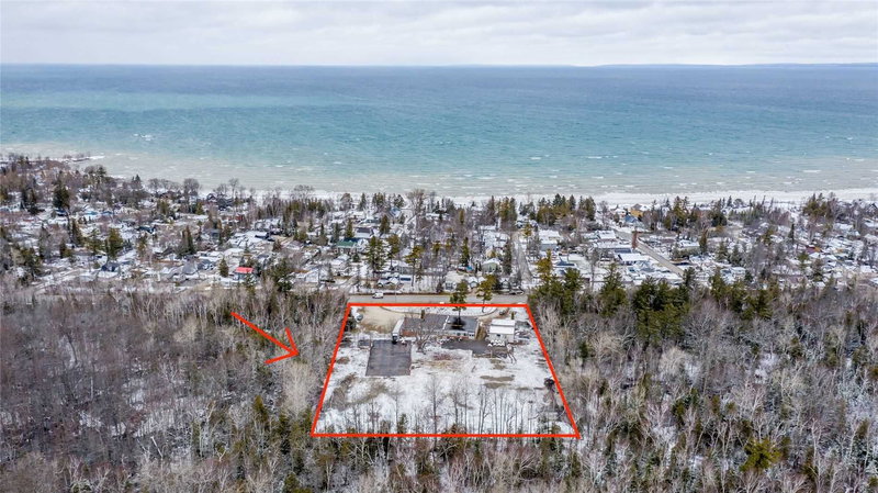 3267 Mosley St, Wasaga Beach, L9Z 1V2 | Image 3
