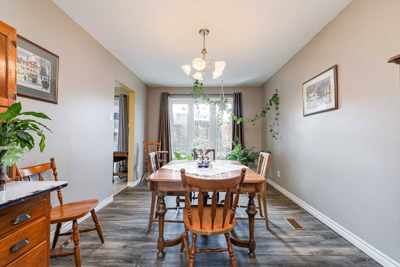 7 Batteaux Rd, Clearview, L0M 1P0 | Image 2