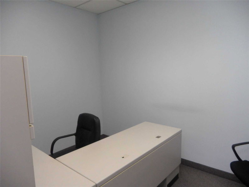 201 - 331 Bayfield St, Barrie, L4M3C2 | Image 2