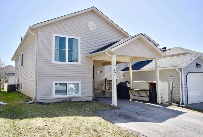 47 D'ambrosio Dr, Barrie, L4N 6V6 | Image 2