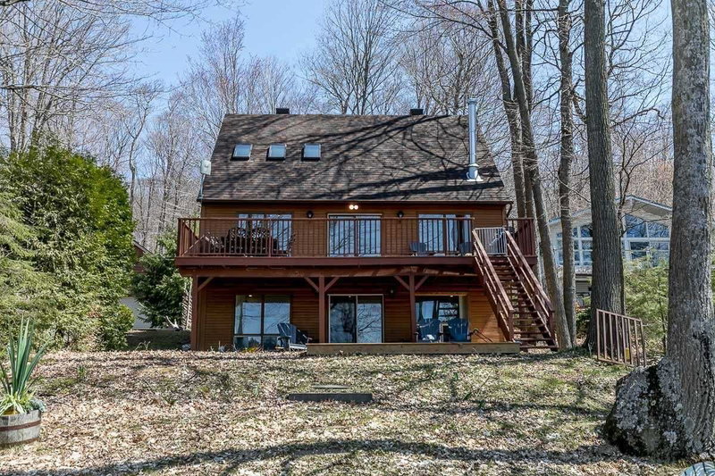 176 Farlain Lake Rd E, Tiny, L9M 0B5 | Image 2