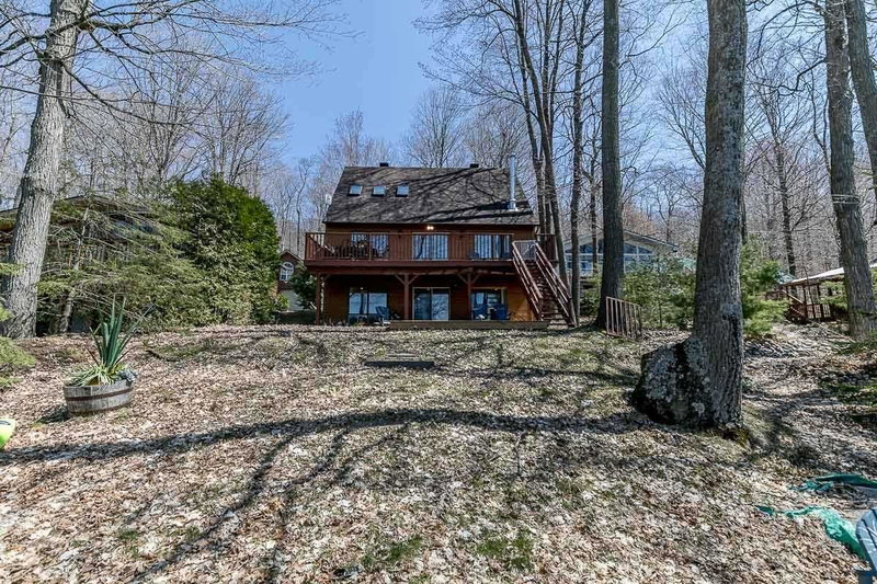 176 Farlain Lake Rd E, Tiny, L9M 0B5 | Image 3