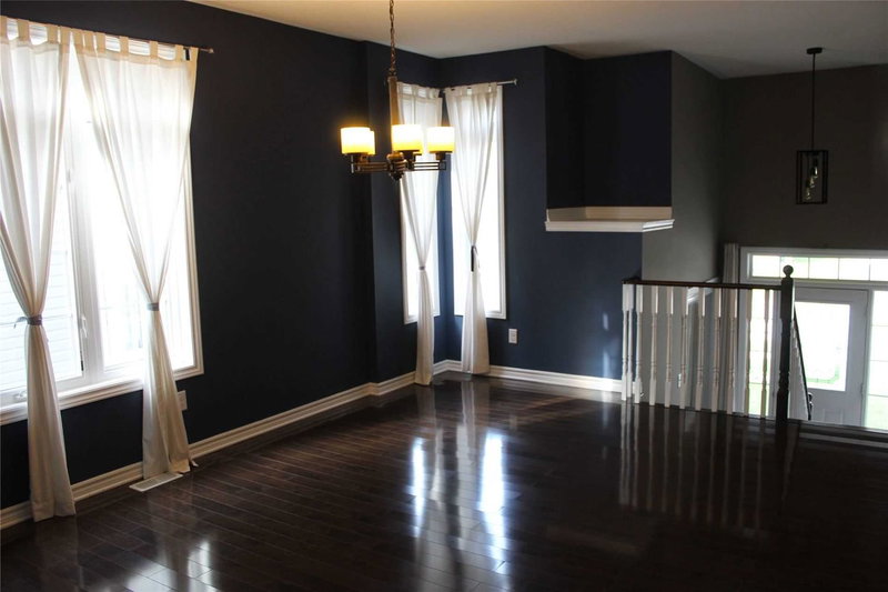 139 White Sands Way W, Wasaga Beach, L9Z0E3 | Image 2