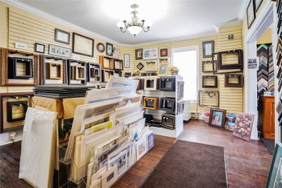 Sale Of Business sold at (*)-100 Essa Road, Barrie, Ontario, L4N3K7 - Allandale Centre - MLS: S5617941