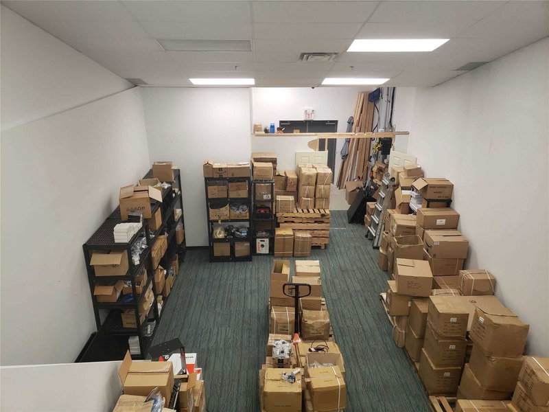 16 - 353 Saunders Rd, Barrie, L4N 9A3 | Image 2