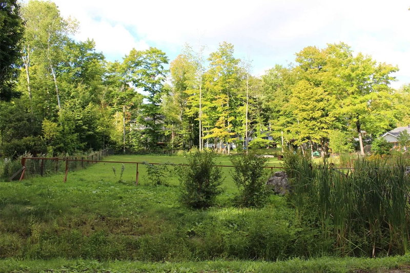 76 Mcarthur Dr, Penetanguishene, L9M 1W9 | Image 2