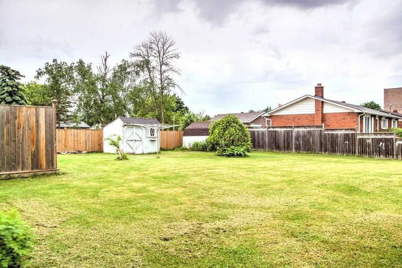 594 Oak St, Collingwood, L9Y 2Z1 | Image 2