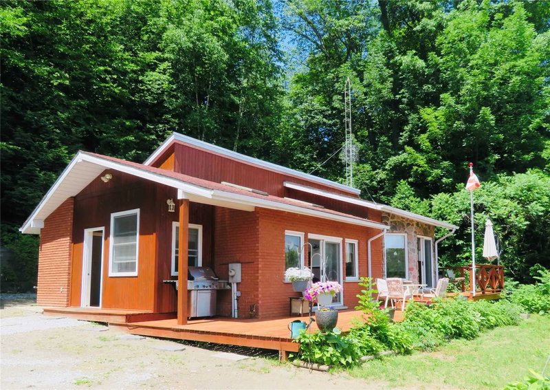 468 Champlain Rd, Penetanguishene, L9M 1S4 | Image 2