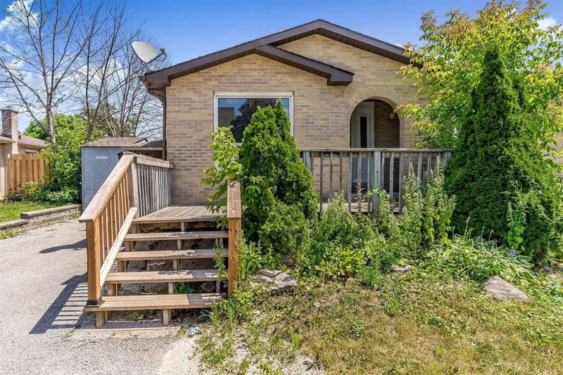 39 Sylvia St, Barrie, L4M5J2 | Image 2