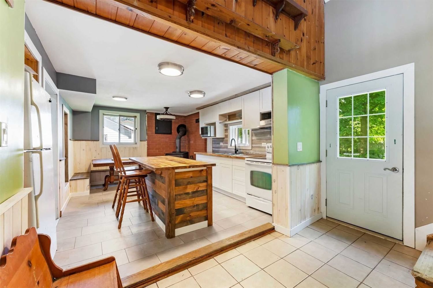 Listing Image 2