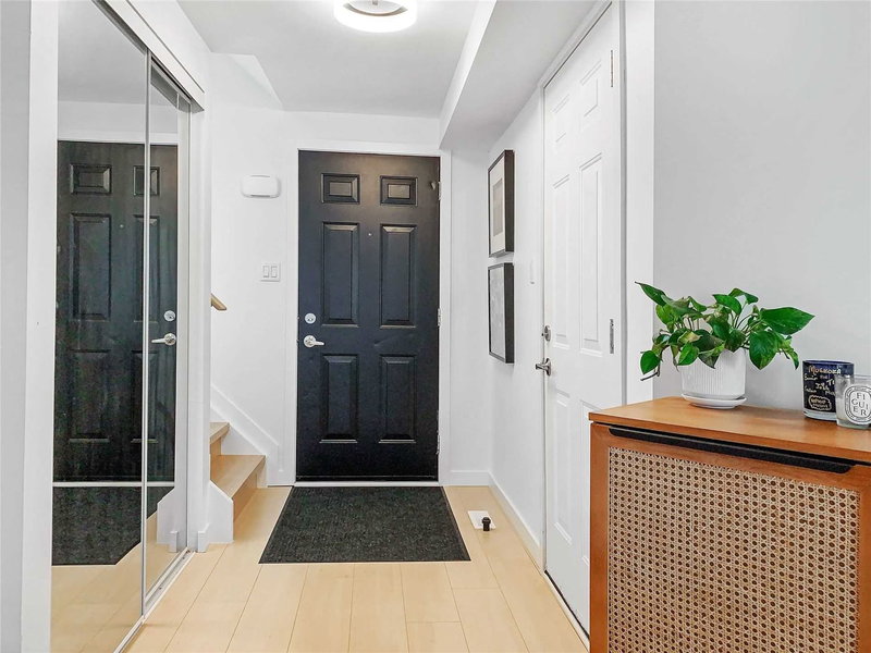 15 Hewitt Pl, Barrie, L4M 7B3 | Image 3