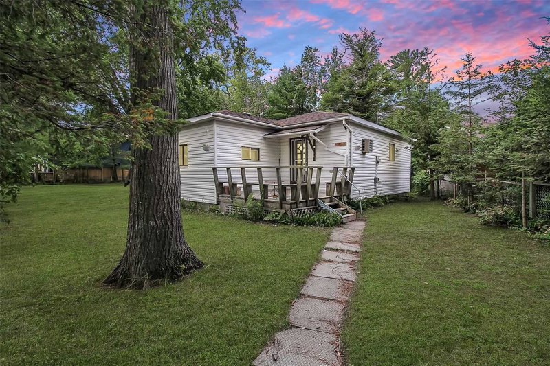 34 Nancy St, Wasaga Beach, L9Z 2K5 | Image 3