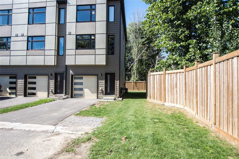 52 - 540 Essa Rd, Barrie, L9J 0H2 | Image 2