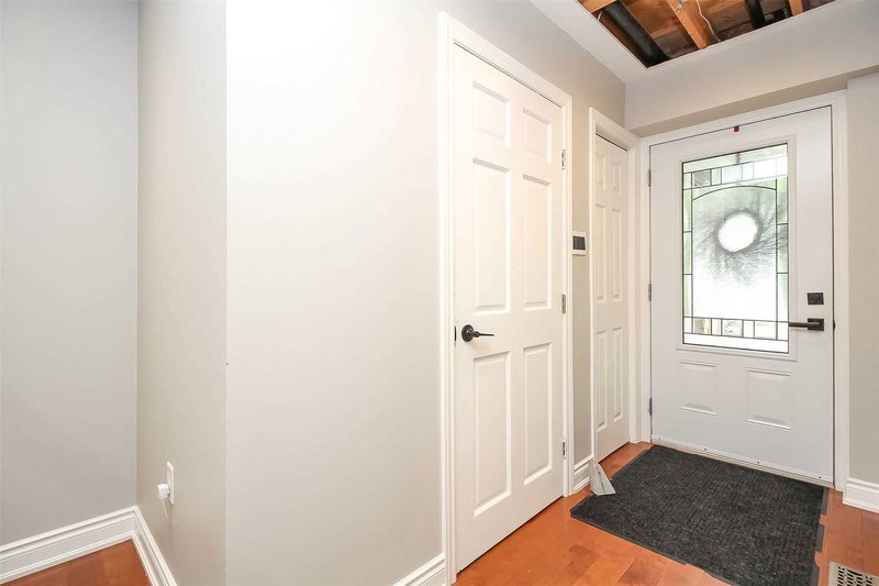 104 Knox Rd E, Wasaga Beach, L9Z2T5 | Image 2