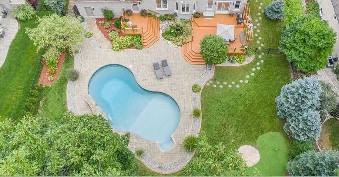 Listing Image 19