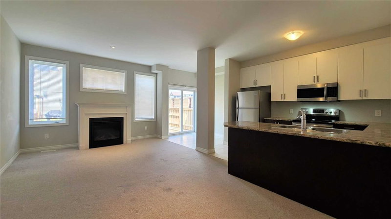 5 Gregory Ave, Collingwood, L9Y 0Z5 | Image 3