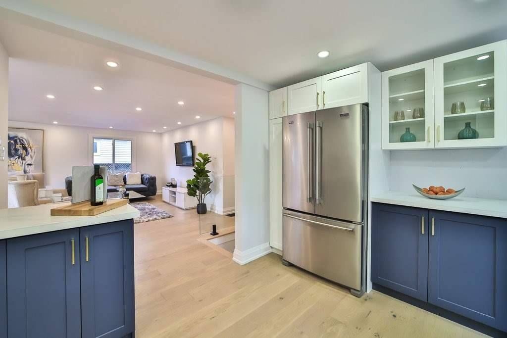 Listing Image 16