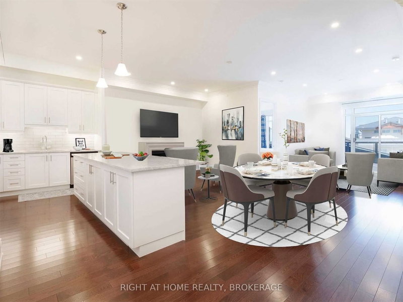 705 - 90 Orchard Point Rd, Orillia, L3V 8K4 | Image 2