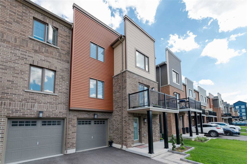 25 Kodiak Terr, Barrie, L9J0J4 | Image 2