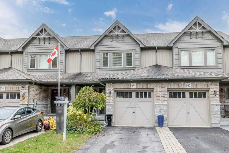 983 Cook Dr, Midland, L4R 0E4 | Image 2