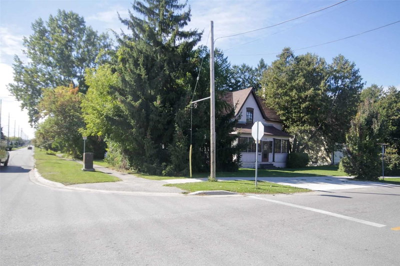 339 Gill St, Orillia, L3V 4K3 | Image 3