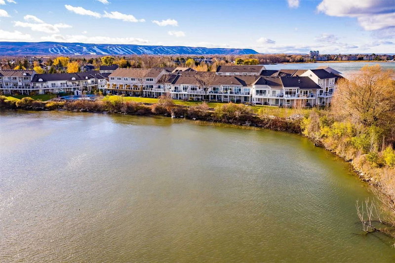 59 Cranberry Surf, Collingwood, L9Y 5C4 | Image 3