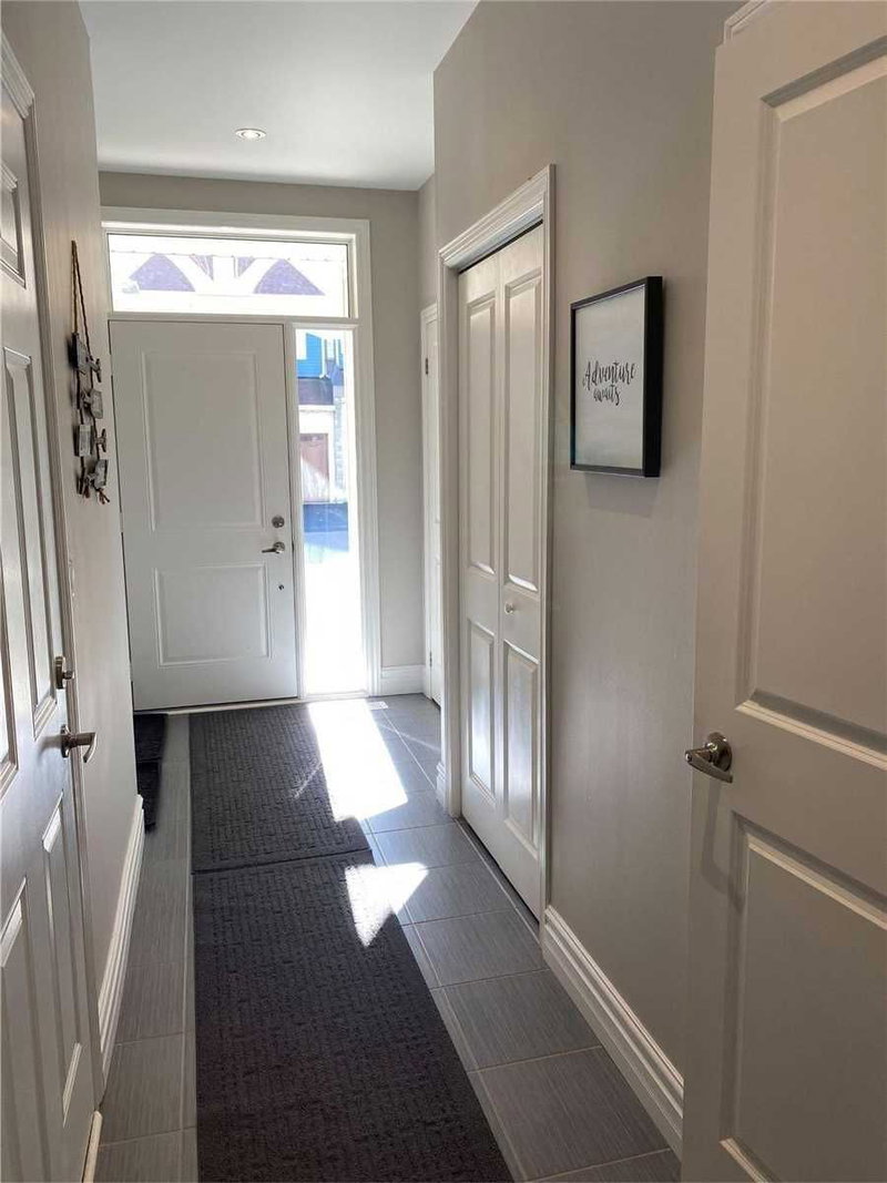 21 Lett Ave, Collingwood, L9Y 0Z5 | Image 2