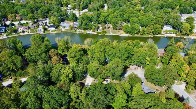 578 Oxbow Park Dr Drive
