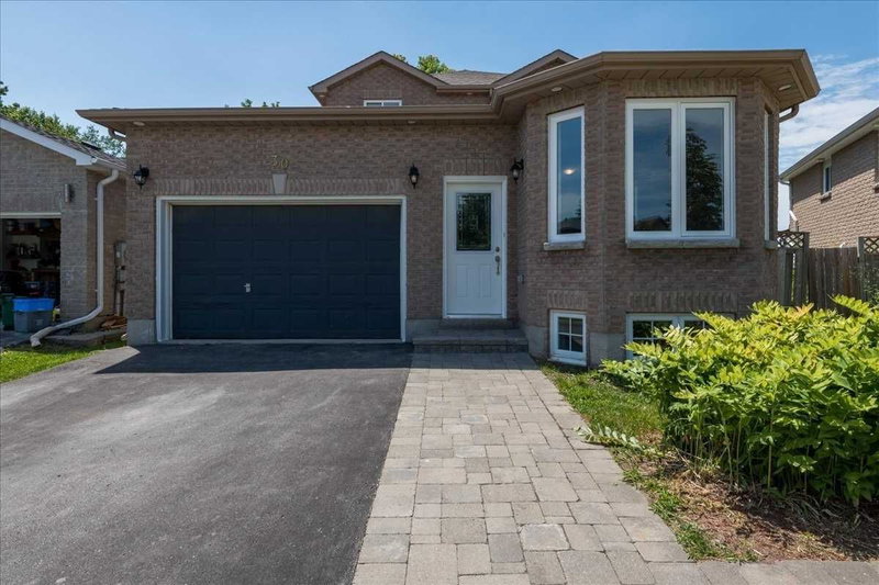 30 Brighton Rd, Barrie, L4M 6S4 | Image 2