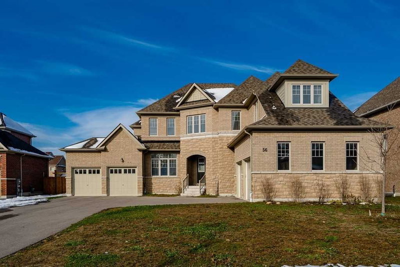 56 Redmond Cres, Springwater, L9X 2A2 | Image 3