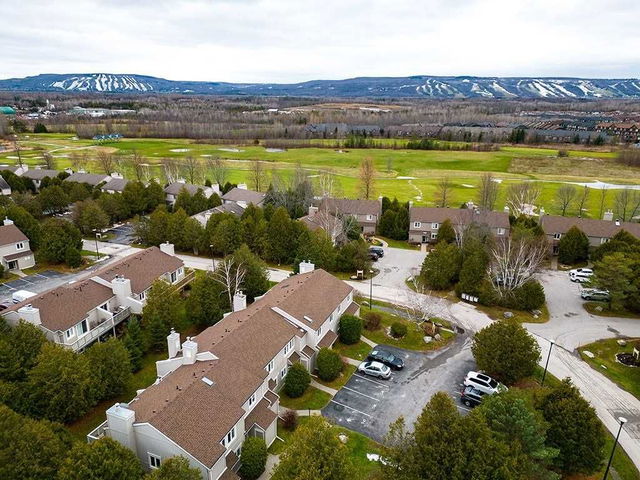 545 Oxbow Crescent