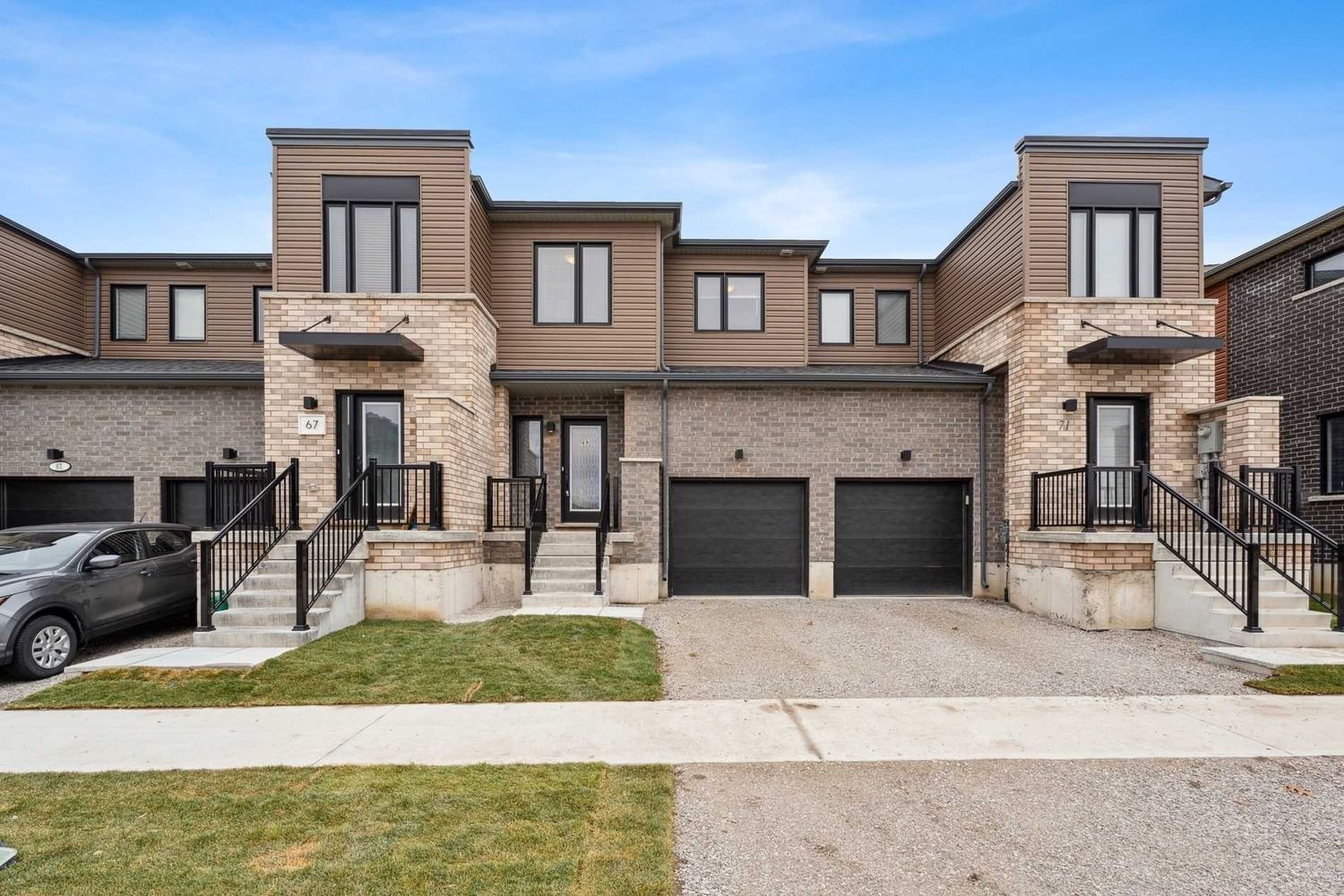 Townhouse leased at 69 Gateland Drive, Barrie, Painswick South, L9J 0N2 - MLS: S5848078