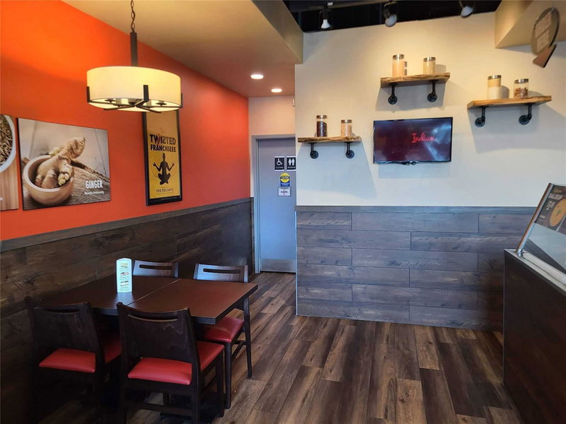 3 - 685 University Ave, Orillia, L3V 6H2 | Image 2