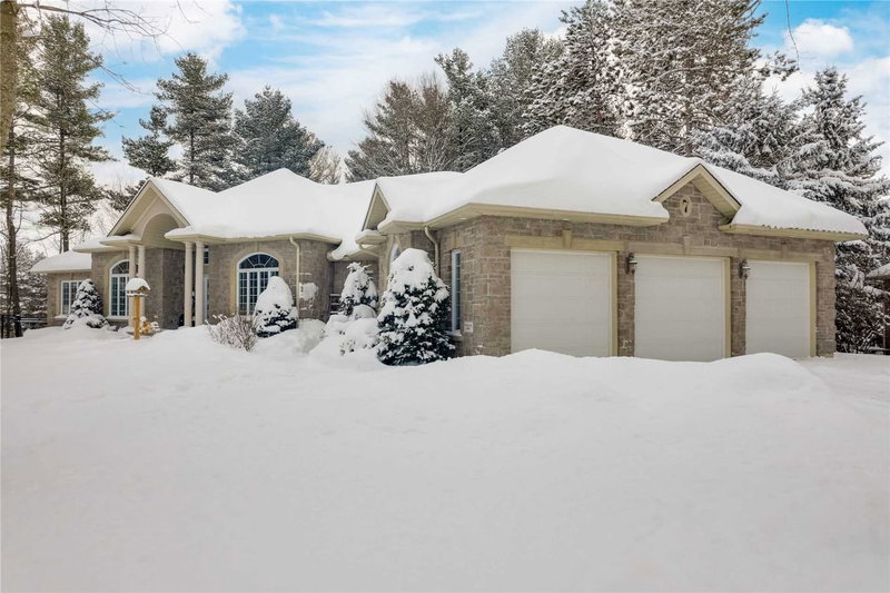 7 Highland Dr, Oro-Medonte, L0L 2L0 | Image 2
