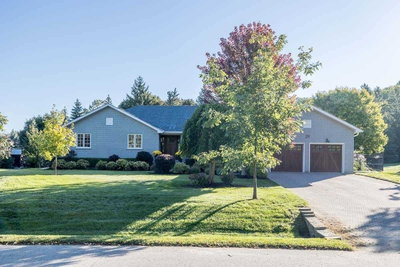 Detached House sold at 29 Priest Avenue, Springwater, Ontario, L0L 1Y3 - Snow Valley - MLS: S5889173